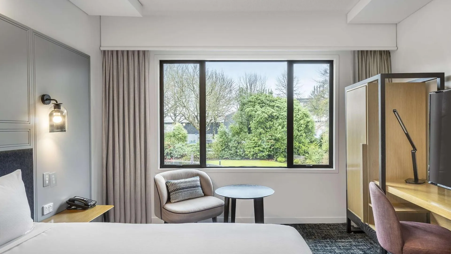 Hotel Chateau On The Park - Christchurch, A Doubletree By Hilton